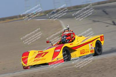 media/Oct-30-2022-CalClub SCCA (Sun) [[310aff4a96]]/Race Group 1/Race (Grapevine)/